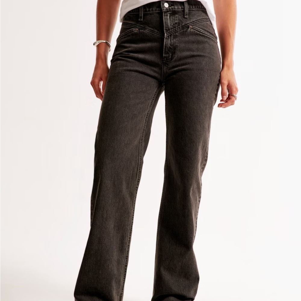 High Rise 90s Relaxed Jeans - Picture 2 of 5